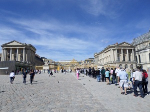 Versailles Exterior1
